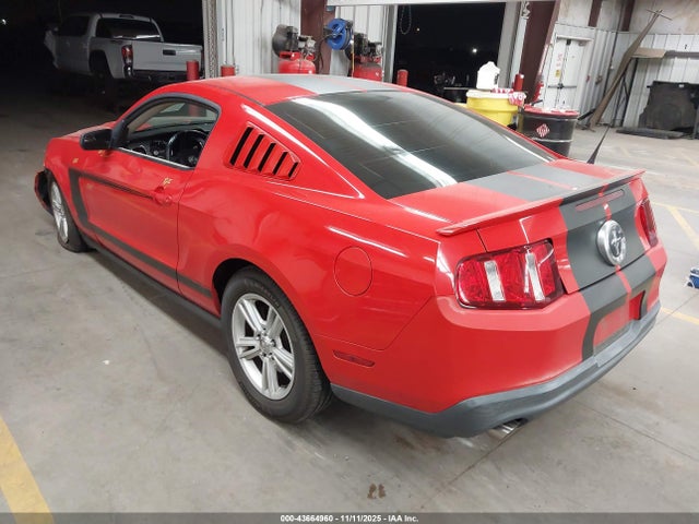 2011 FORD MUSTANG 1ZVBP8AM7B5148296 Photo 2