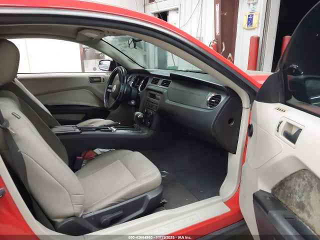 2011 FORD MUSTANG 1ZVBP8AM7B5148296 Photo 4