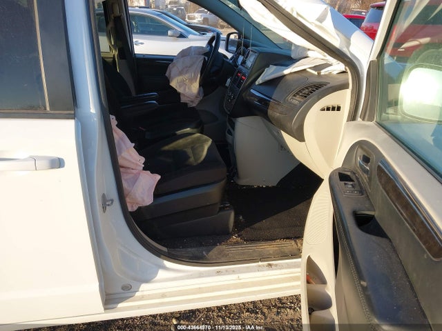 2C4RDGBG0JR176763 Dodge Grand Caravan Se