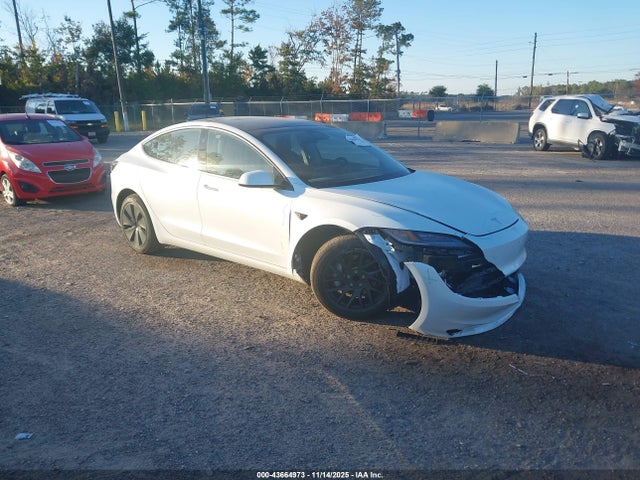 2025 TESLA MODEL 3 5YJ3E1EA3SF073311 Photo 0