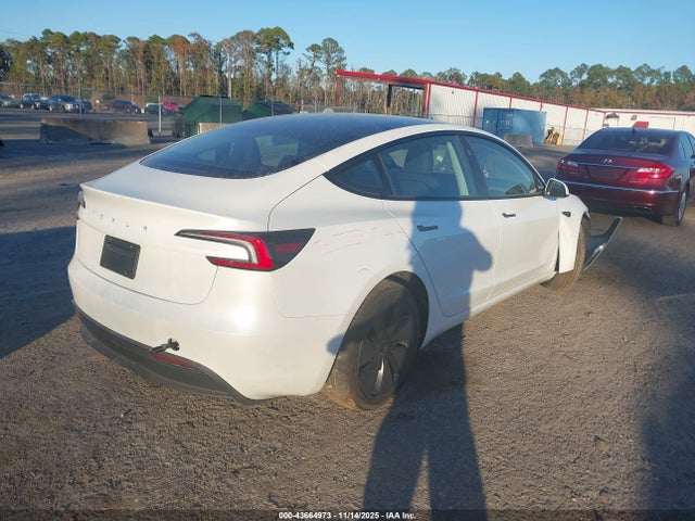 2025 TESLA MODEL 3 5YJ3E1EA3SF073311 Photo 3