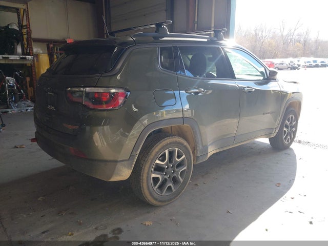 2019 JEEP COMPASS 3C4NJDDB4KT679640 Photo 3