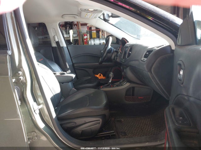 2019 JEEP COMPASS 3C4NJDDB4KT679640 Photo 4