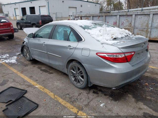 2015 TOYOTA CAMRY 4T1BF1FK7FU070260 Photo 2