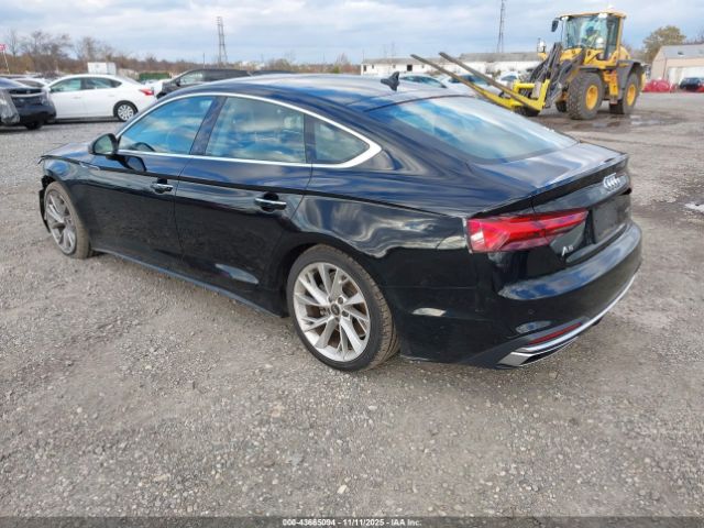 2022 AUDI A5 SPORTBACK WAUABCF53NA006070 Photo 2