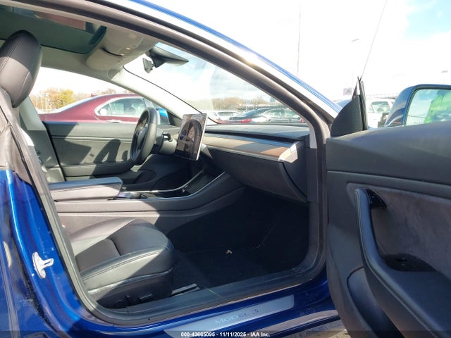 2020 TESLA MODEL 3 5YJ3E1ECXLF627382 Photo 4