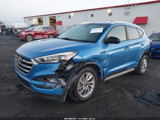Hyundai TUCSON SEL 2018 KM8J3CA45JU732404 Image 2