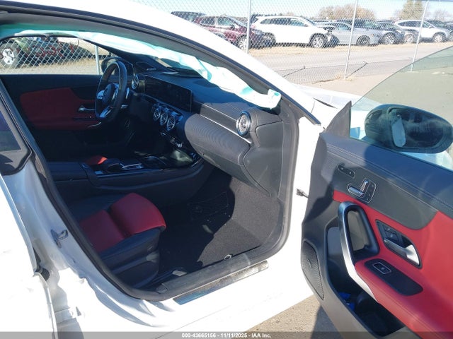 2020 MERCEDES-BENZ CLA 250 WDD5J4HB2LN060066 Photo 4