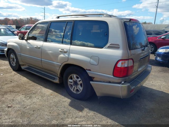 2000 LEXUS LX 470 JT6HT00W2Y0084467 Photo 2