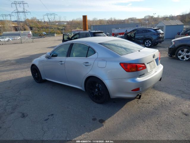 2006 LEXUS IS 350 JTHBE262265005550 Photo 2