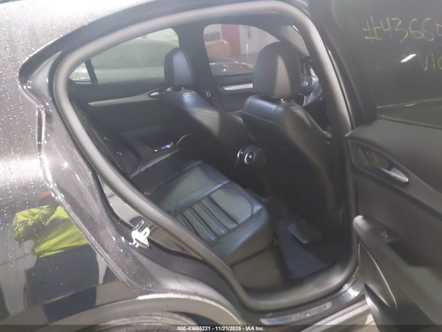 2018 ALFA ROMEO STELVIO ZASFAKNNXJ7B82474 Photo 7