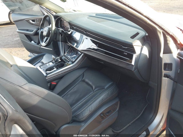 2019 AUDI Q8 WA1EVAF13KD034730 Photo 4