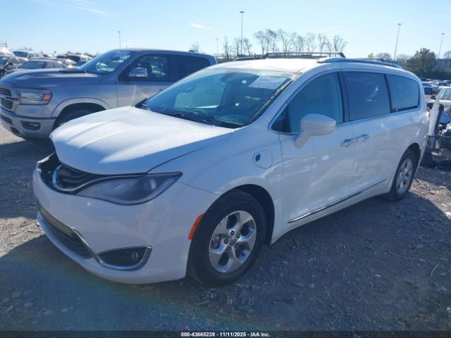 2018 CHRYSLER PACIFICA HYBRID 2C4RC1L70JR163624 Photo 1