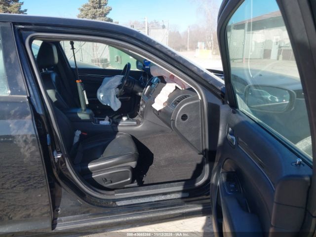 2021 CHRYSLER 300 2C3CCARG5MH680171 Photo 4