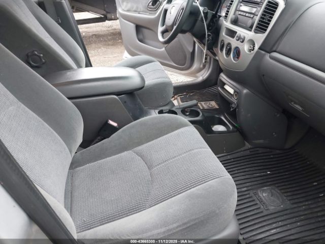 2003 MAZDA TRIBUTE 4F2CZ94173KM21152 Photo 4