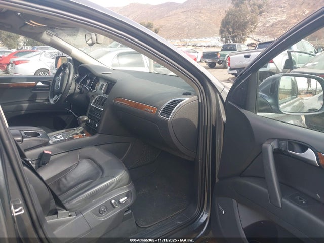 2014 AUDI Q7 WA1LGBFE7ED016990 Photo 4