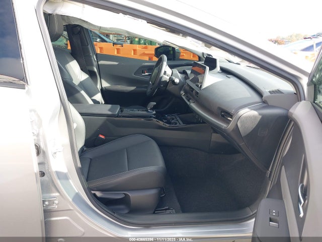 Toyota Prius Limited Awd-e 2023 JTDADABU2P3007202 Image 5