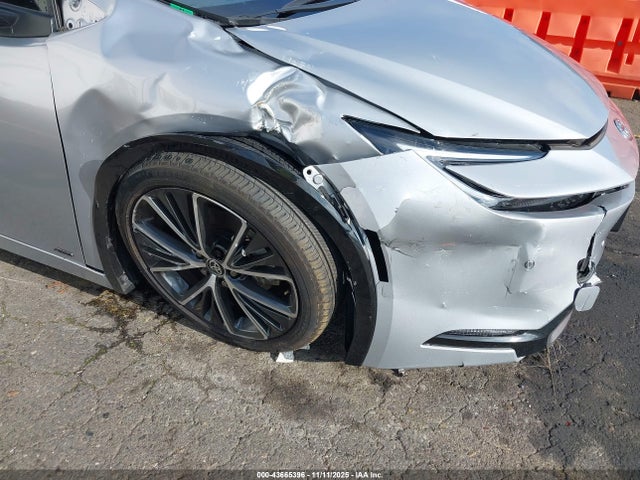 Toyota Prius Limited Awd-e 2023 JTDADABU2P3007202 Image 6