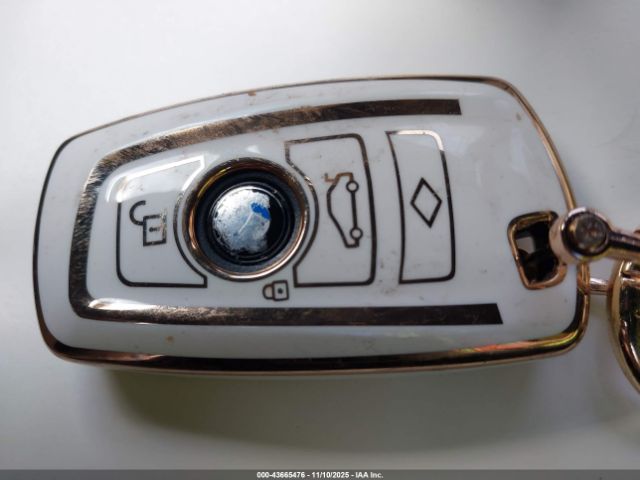 2015 BMW 320I WBA3B1C53FK137836 Photo 10