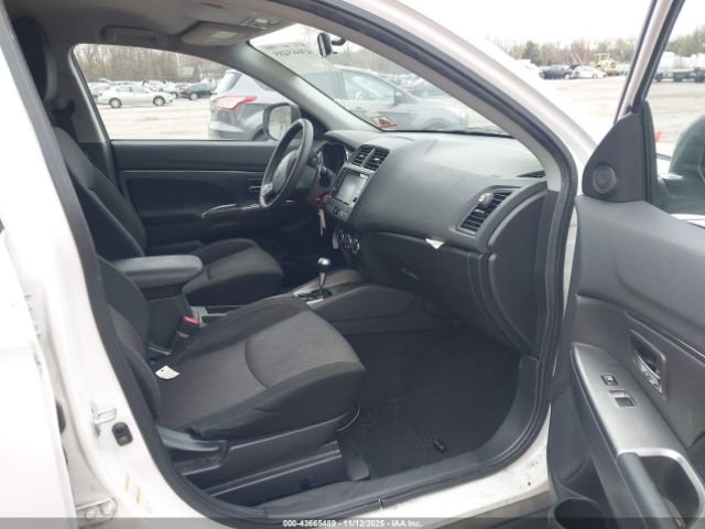 2018 MITSUBISHI OUTLANDER SPORT JA4AP3AU2JU021357 Photo 4