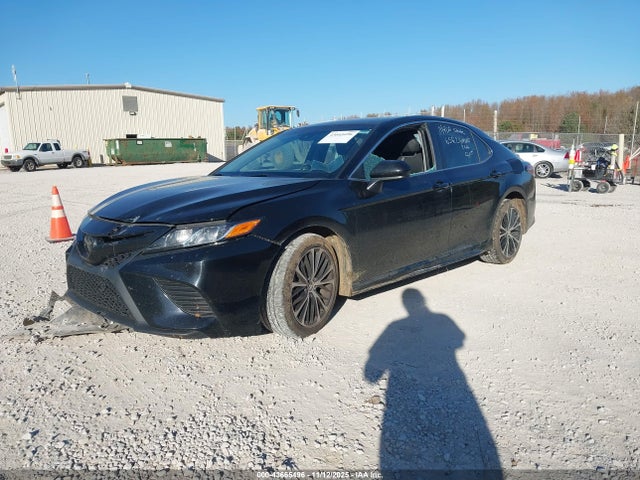 4T1B11HK4JU581784 Toyota CAMRY SE