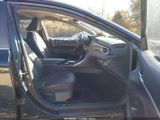 4T1B11HK4JU581784 Toyota CAMRY SE