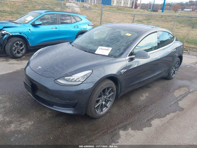 2018 TESLA MODEL 3 5YJ3E1EA3JF005041 Photo 1