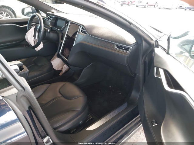 2015 TESLA MODEL S 5YJSA1H25FFP78340 Photo 4