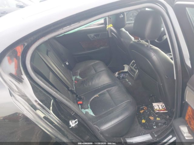 2010 JAGUAR XF SAJWA0GBXALR58661 Photo 7
