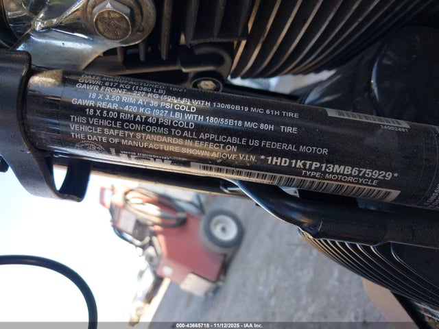 2021 HARLEY-DAVIDSON FLTRXS 1HD1KTP13MB675929 Photo 9