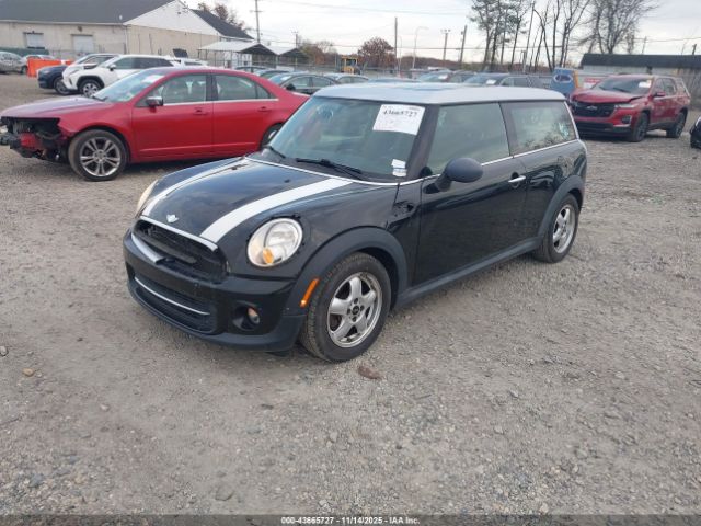 2011 MINI COOPER CLUBMAN WMWZF3C57BTX81791 Photo 1