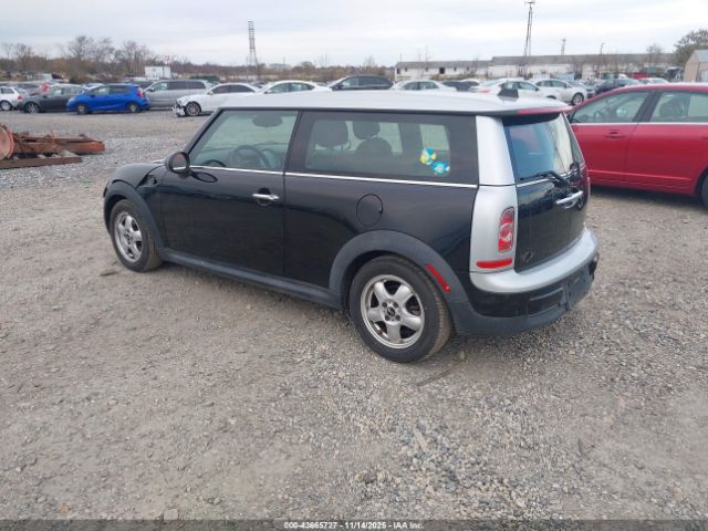 2011 MINI COOPER CLUBMAN WMWZF3C57BTX81791 Photo 2