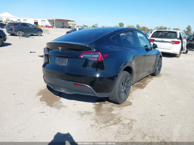 2025 TESLA MODEL Y 7SAYGDED9SA347736 Photo 3