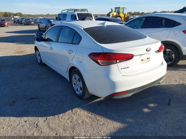 Продаж на аукціоні авто 2017 Kia Forte Lx, vin: 3KPFK4A71HE069760, номер лоту: 43665741