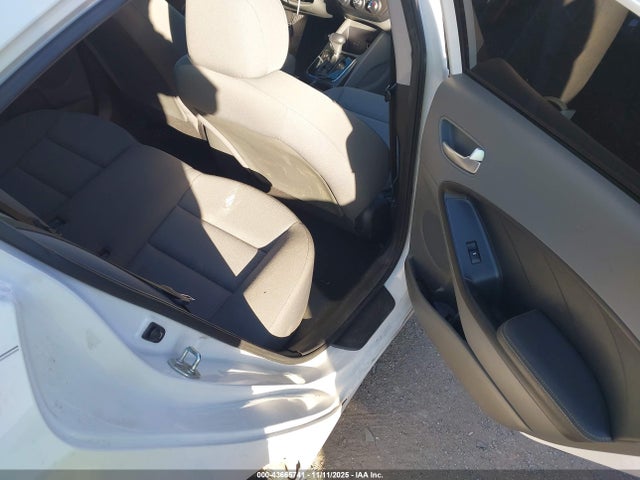 Продаж на аукціоні авто 2017 Kia Forte Lx, vin: 3KPFK4A71HE069760, номер лоту: 43665741
