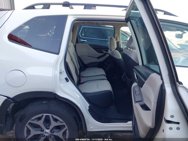 Subaru Forester Premium 2023 JF2SKADC3PH411001 Image 8