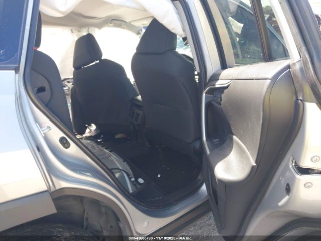 2022 TOYOTA RAV4 2T3K1RFV5NW216748 Photo 7