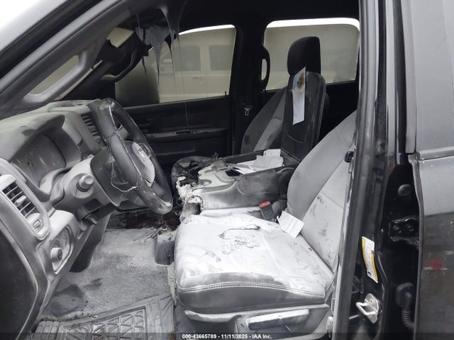 3C6TR5CJ9SG537993 RAM 2500 Tradesman 4x4 6&#039;4 Box