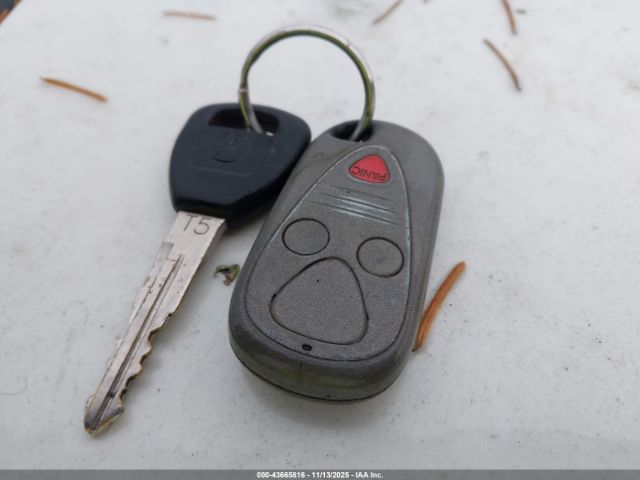 2004 ACURA RL JH4KA96664C001324 Photo 10