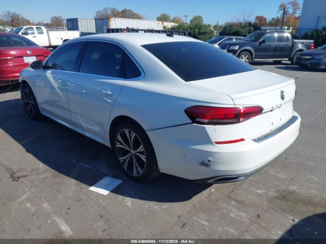 2022 VOLKSWAGEN PASSAT 1VWSA7A32NC007042 Photo 2