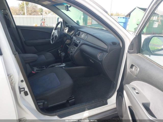 2004 MITSUBISHI OUTLANDER JA4LZ31F54U058301 Photo 4