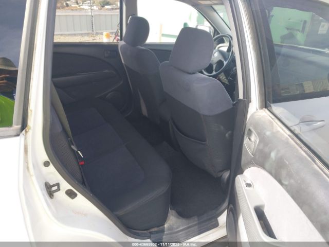 2004 MITSUBISHI OUTLANDER JA4LZ31F54U058301 Photo 7