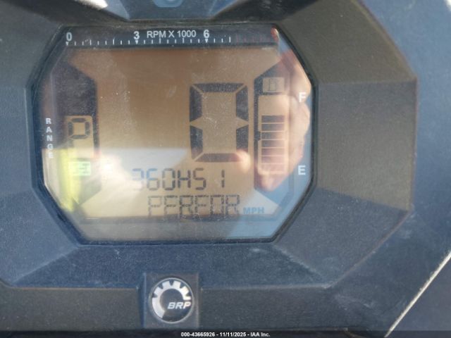 2017 CAN-AM OUTLANDER MAX 3JBLPAJ21HJ001539 Photo 6