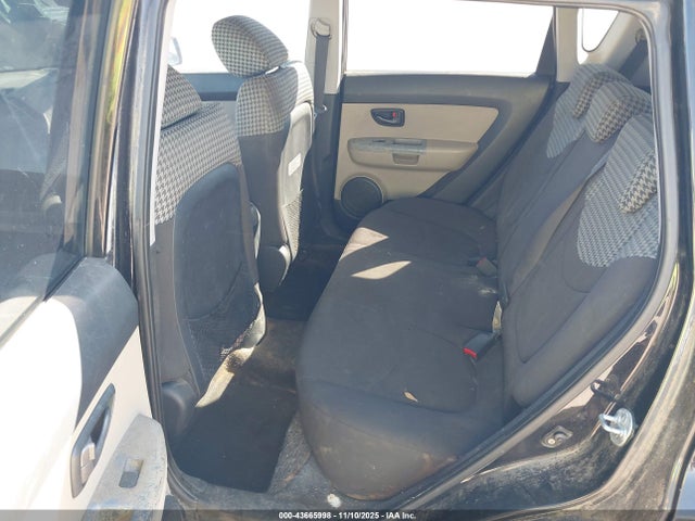43665998 :رقم المزاد ، KNDJT2A25A7030515 vin ، 2010 Kia Soul ! مزاد بيع