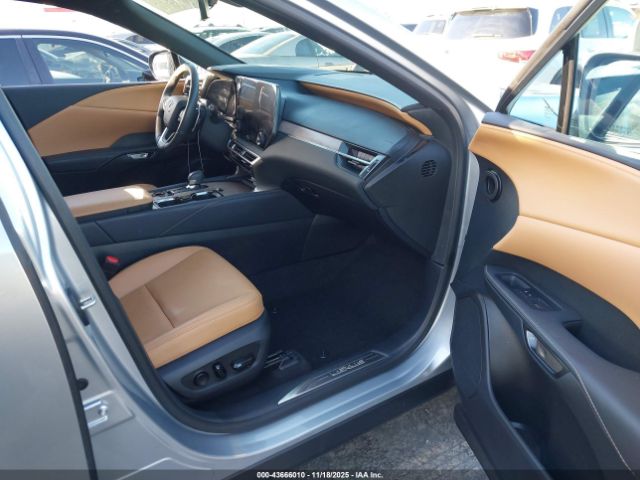 2024 LEXUS RX 350H 2T2BBMCA2RC052002 Photo 4