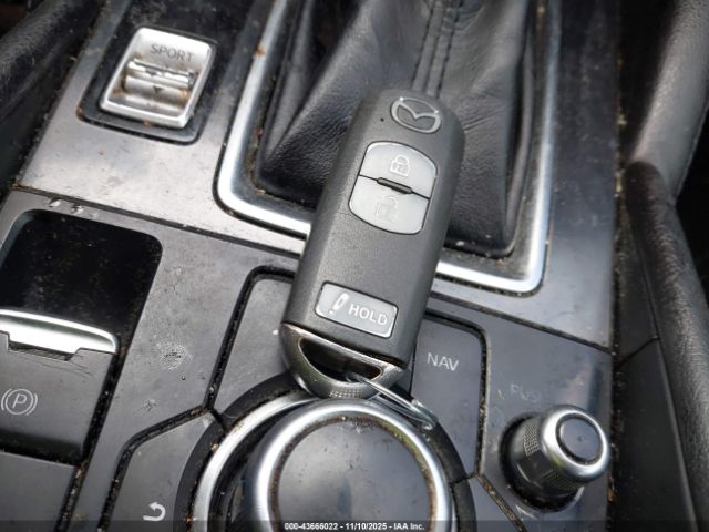 2017 MAZDA MAZDA6 JM1GL1V51H1124221 Photo 10