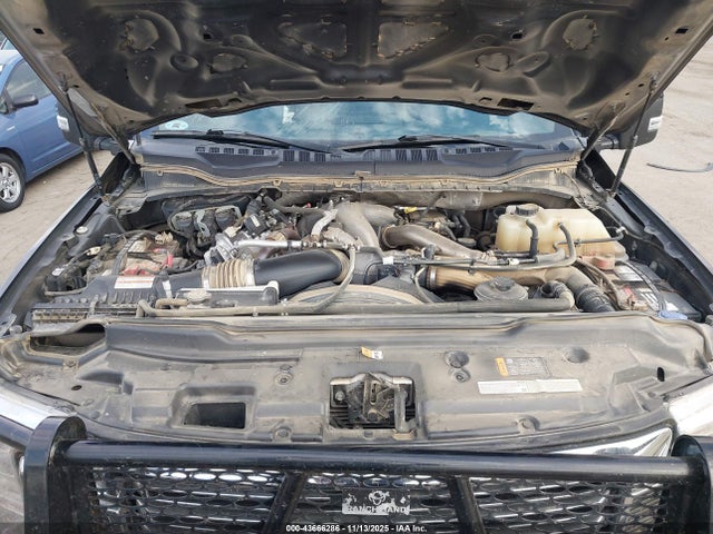Ford F-350 Lariat 2022 1FT8W3DT2NEC88752 Image 10