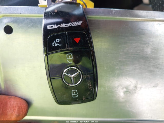 2022 MERCEDES-BENZ AMG GLB 35 W1N4M5BB1NW180619 Photo 10