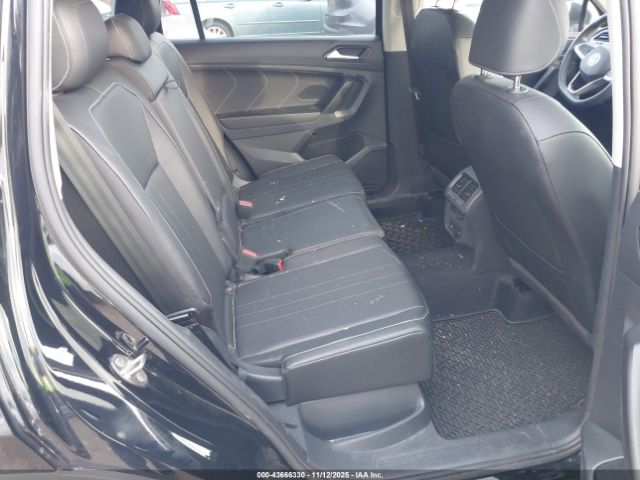 2022 VOLKSWAGEN TIGUAN 3VV2B7AXXNM144684 Photo 7