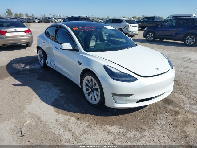 2022 TESLA MODEL 3 5YJ3E1EB7NF120143 Photo 0